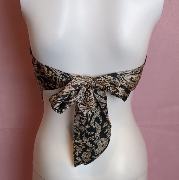 Nasty Gal Paisley Print Handkerchief Tie Back Strapless Crop Top size 2 - Picture 2 of 4